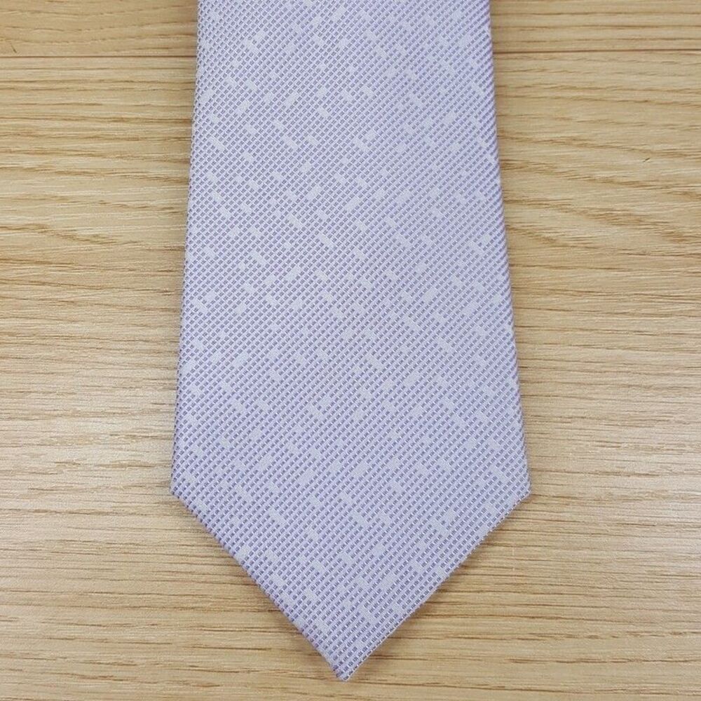 CALVIN KLEIN Mens Neck Tie Purple Spotted Dot Silk Blend Classic Pointed